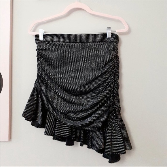 NWT Zara black & silver sparkly ruched
mini skirt - Picture 4 of 5